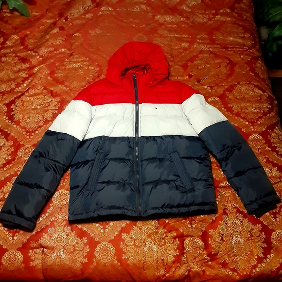 Tommy Hilfiger coat - Picture 1 of 5